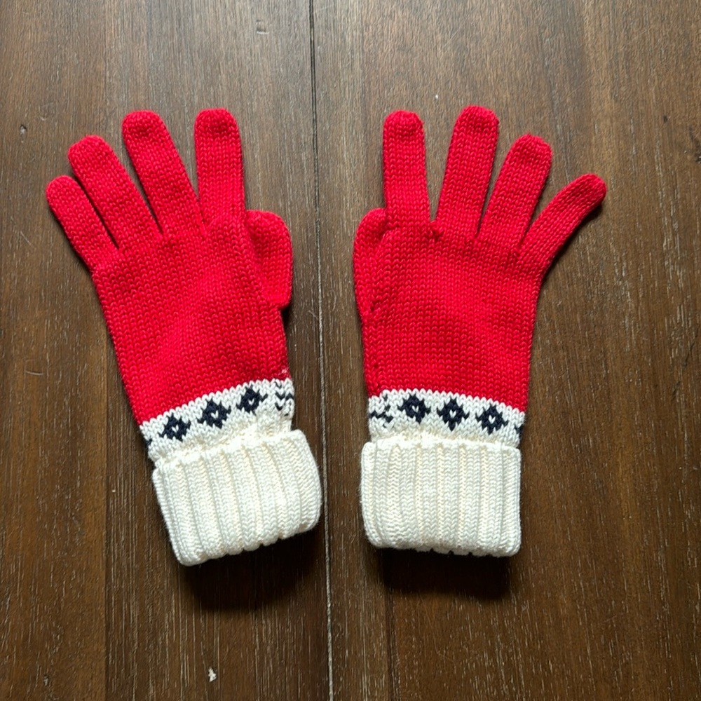 New without tag size 6-8 Janie and Jack fair isle red cotton knit gloves